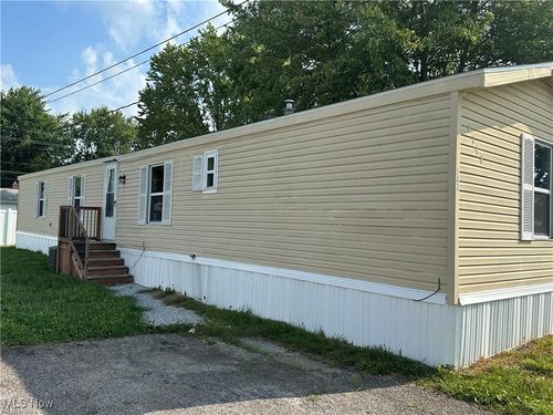 143 Marilyn Dr, Madison, OH, 44057-1641 | Card Image