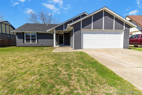 8418 N 117th East Eastavenue, Owasso, OK, 74055 | Card Image