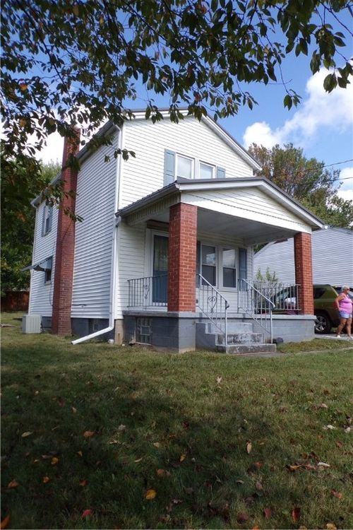 410 Smith St, Latrobe, PA, 15650-3364 | Card Image