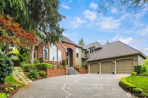 3021 224th Ave Ne, Sammamish, WA, 98074-8904 | Card Image