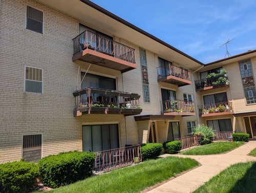 3m-5516 W Windsor Ave, Chicago, IL, 60630-3568 | Card Image