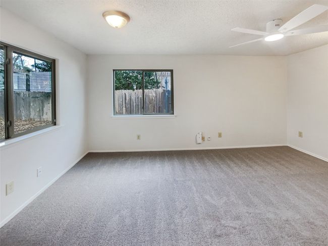 11510 Powder Mill Trl, House other with 4 bedrooms, 2 bathrooms and 2 parking in Austin TX | Image 14