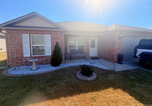 124 Harvest Dr, Beebe, AR, 72012-8018 | Card Image