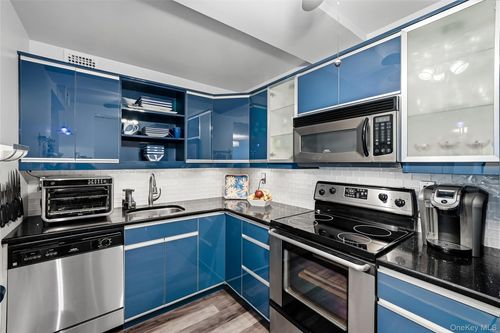 apt-321-50 Columbus Ave, Eastchester, NY, 10707-2528 | Card Image