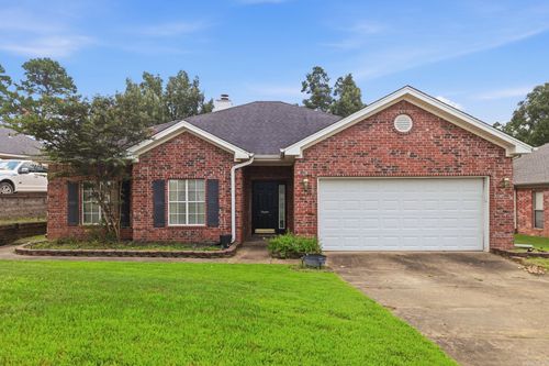 167 Diamond Pointe Dr, Maumelle, AR, 72113-6027 | Card Image