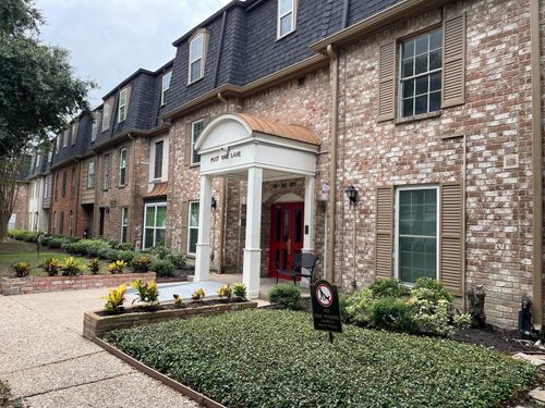 apt-621-353 N Post Oak Ln, Houston, TX, 77024-5926 | Card Image