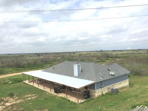 1571 State Highway 173, Bigfoot, TX, 78005-7400 | Card Image