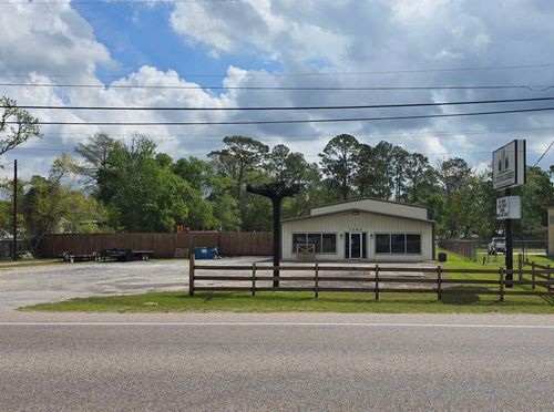 1243 S Main St, Lumberton, TX, 77657-7390 | Card Image