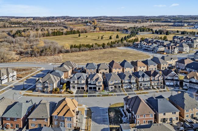 150 Creekland Ave, House other with 4 bedrooms, 5 bathrooms and 2 parking in Stouffville ON | Image 36