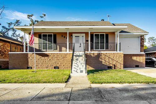 605 Westview Dr, Houma, LA, 70364-2543 | Card Image