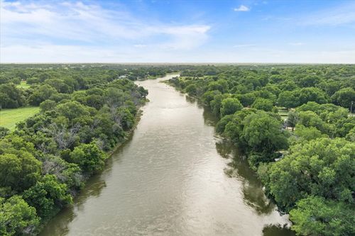 1468 Eagle Canyon Dr, China Spring, TX, 76633-3243 | Card Image