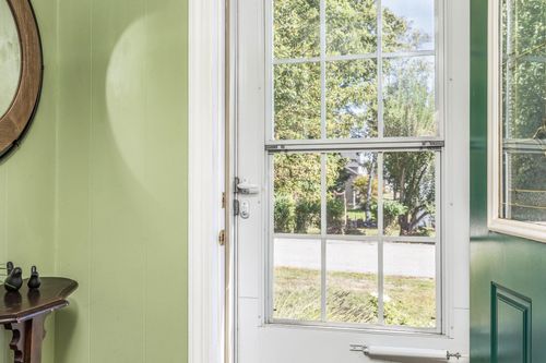 171 Echo Ave, Portsmouth, NH, 03801-3110 | Card Image