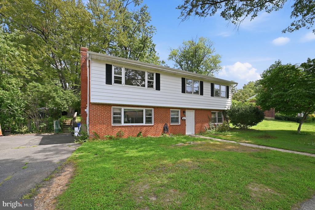Residential in FAIRFAX