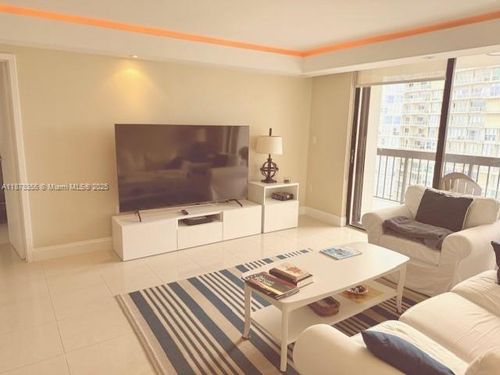 apt-1710-2333 Brickell Ave, Miami, FL, 33129-2414 | Card Image