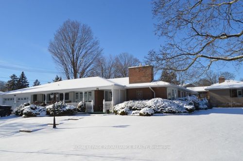 9 Parkview Hts, Trenton, ON, K8V5L9 | Card Image