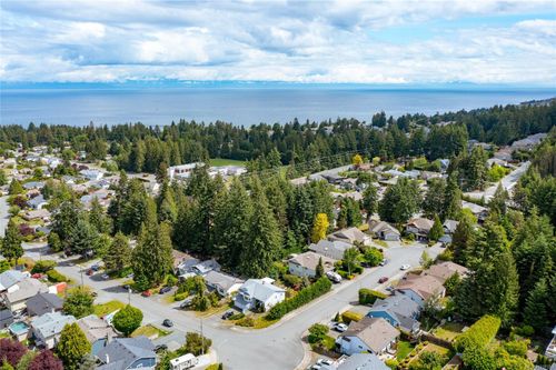 5536 Ventura Dr, Nanaimo, BC, V9T5M6 | Card Image