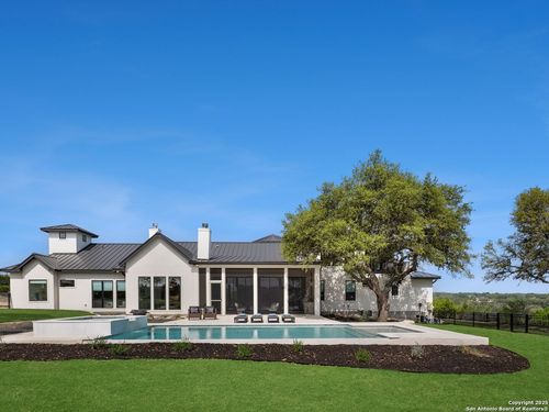 137 Phillip Ranch Rd, Boerne, TX, 78006-8358 | Card Image