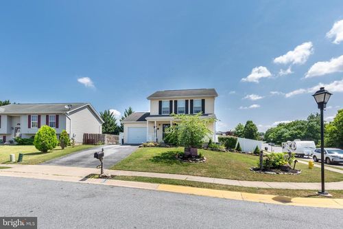 68 Crimson Ave, TANEYTOWN, MD, 21787-2102 | Card Image
