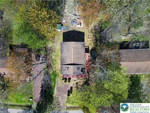 6060 Boardwalk Dr, Tobyhanna, PA, 18466-3209 | Card Image