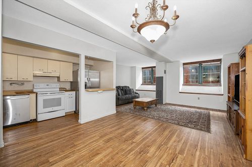 apt-115-200 Market St, Lowell, MA, 01852-1827 | Card Image