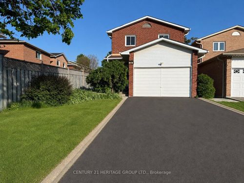 9 Corona Gate, Brampton, ON, L6Y3N4 | Card Image