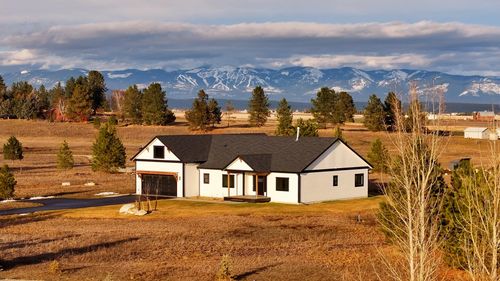 2975 Farm To Market Rd, KALISPELL, MT, 59901-7084 | Card Image