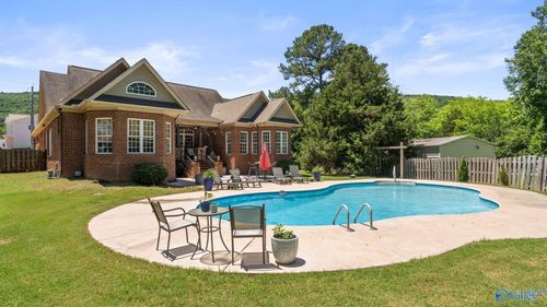 1943 Old Big Cove Rd Se, Owens Cross Roads, AL, 35763-8705 | Card Image