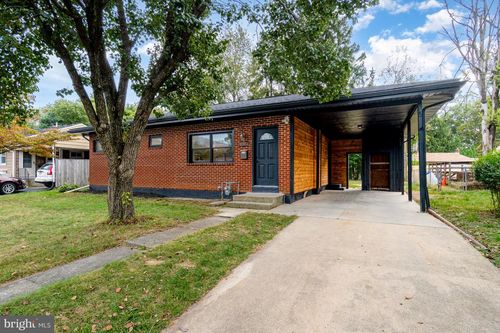 3797 Chestnut St, CAMP HILL, PA, 17011-4315 | Card Image