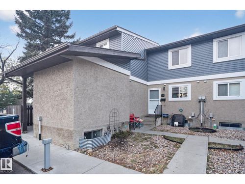 7604 29 Ave Nw, Edmonton, AB, T6K3Z2 | Card Image
