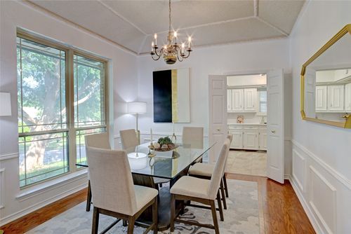 2918 Apple Valley Dr, Garland, TX, 75043-1201 | Card Image