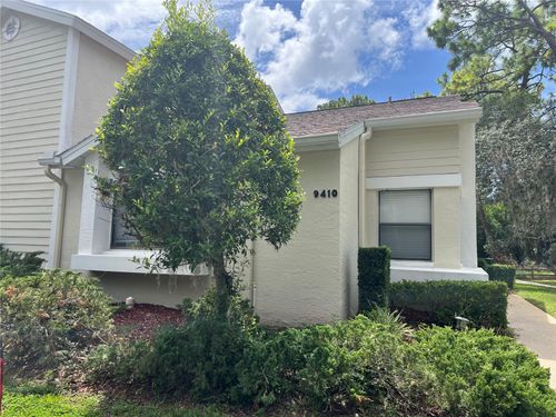 h-9410 Nakoma Way, Weeki Wachee, FL, 34613-7502 | Card Image