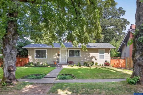 196 23rd St Se, Salem, OR, 97301-6605 | Card Image