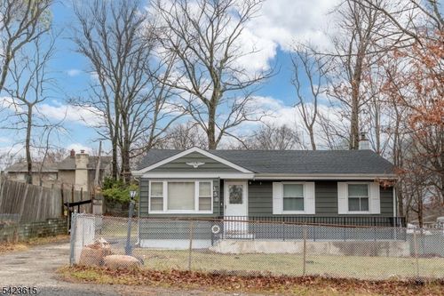 350 Dupont Ave, Hopatcong, NJ, 07843-1762 | Card Image