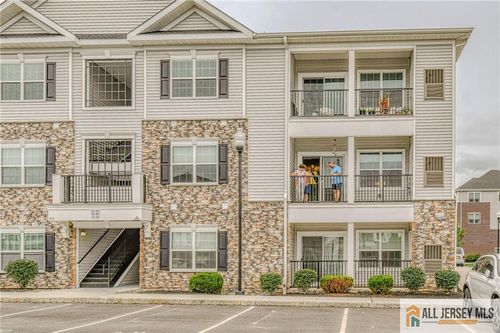 827-827 Stiller Ln, Jamesburg, NJ, 08831-3361 | Card Image