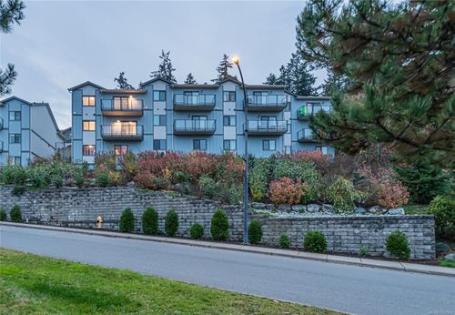 9-3195 Herons Way, Duncan, BC, V9L0H8 | Card Image