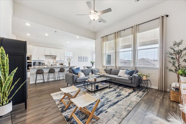 552 Sue Peaks Loop, House other with 4 bedrooms, 3 bathrooms and 2 parking in Dripping Springs TX | Image 7