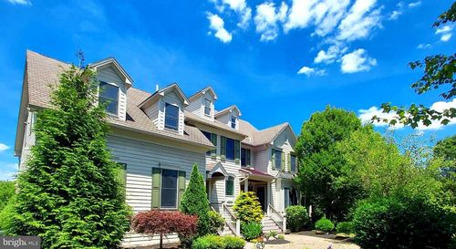 2378 3 Mile Run Rd, PERKASIE, PA, 18944-2022 | Card Image