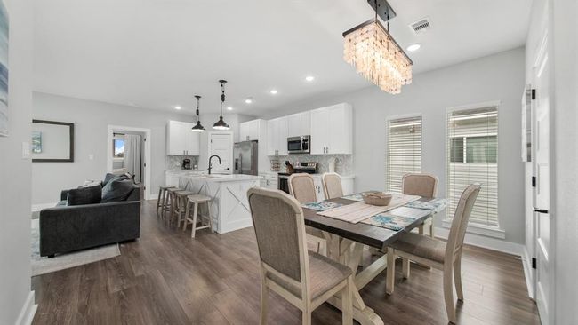 991 Seadrift Dr, House other with 4 bedrooms, 3 bathrooms and 4 parking in Port Bolivar TX | Image 10