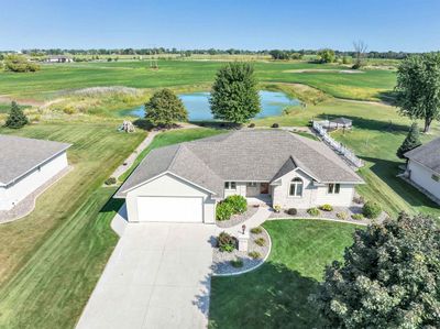 2033 Wheat Way, House other with 3 bedrooms, 2 bathrooms and null parking in BELLEVUE WI | Image 2