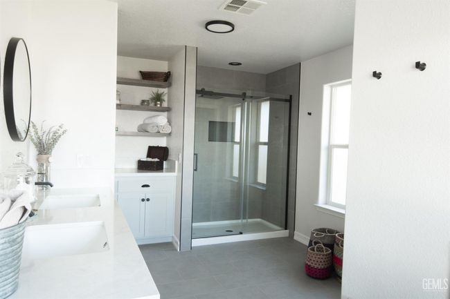 26700 Skyline Dr, House other with 3 bedrooms, 3 bathrooms and null parking in Tehachapi CA | Image 25