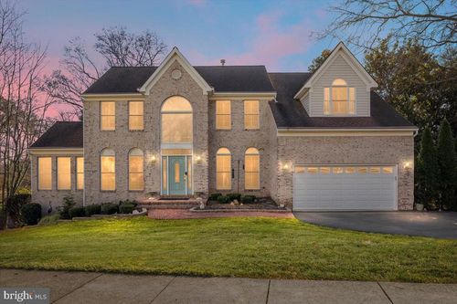 9953 Corsica St, VIENNA, VA, 22181-3104 | Card Image