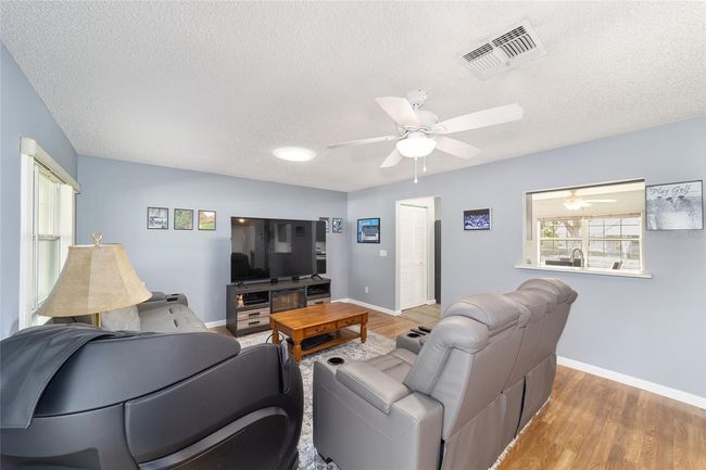 9741 Sw 97 Th Ln, House other with 2 bedrooms, 2 bathrooms and null parking in OCALA FL | Image 12