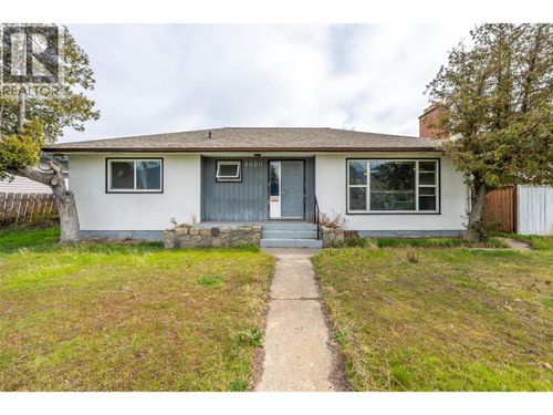 1348 Government St, Penticton, BC, V2A4V8 | Card Image