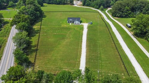 1021 Eljie Rd, CUMBERLAND FURNACE, TN, 37051-4602 | Card Image