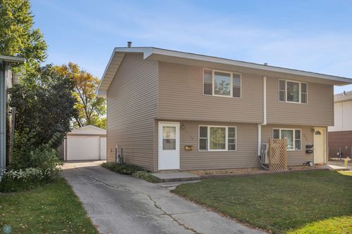 1220 20th St N, Moorhead, MN, 56560-1845 | Card Image