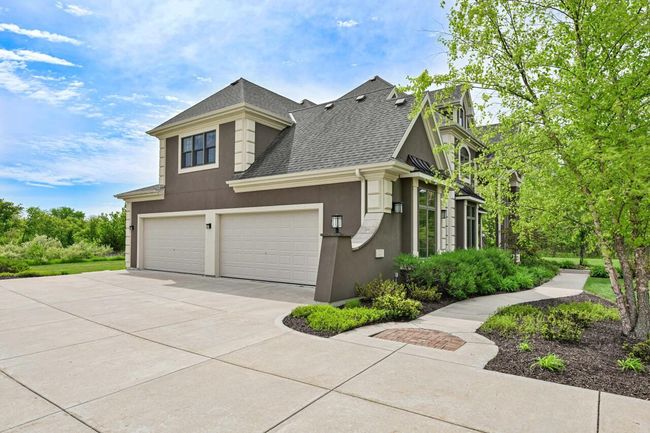 W292S5474 Fox Run Court, House other with 4 bedrooms, 4 bathrooms and null parking in GENESEE WI | Image 30