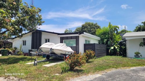 701 Sw 4th Ct, Hallandale Beach, FL, 33009-6219 | Card Image