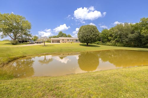 34 Dunn Rd, Leoma, TN, 38468-5028 | Card Image