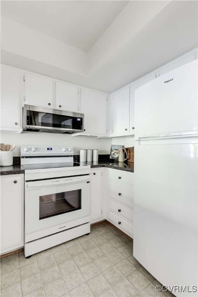 4814 Long Shadow Dr, Townhouse with 2 bedrooms, 2 bathrooms and null parking in Midlothian VA | Image 18