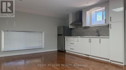 1-1088 Pearson Dr, Oakville, ON, L6H2A8 | Card Image